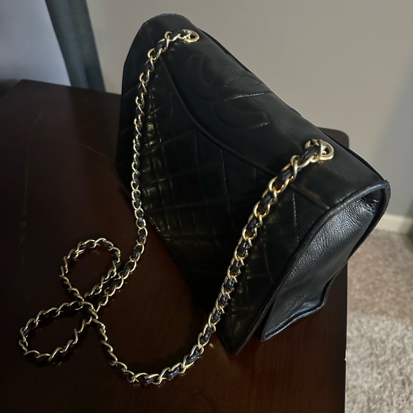 Chanel crossbody - Picture 13 of 16